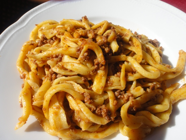 10-6-10%20Pienza%20Lunch%20Pici%20with%20meat%20ragu.jpg