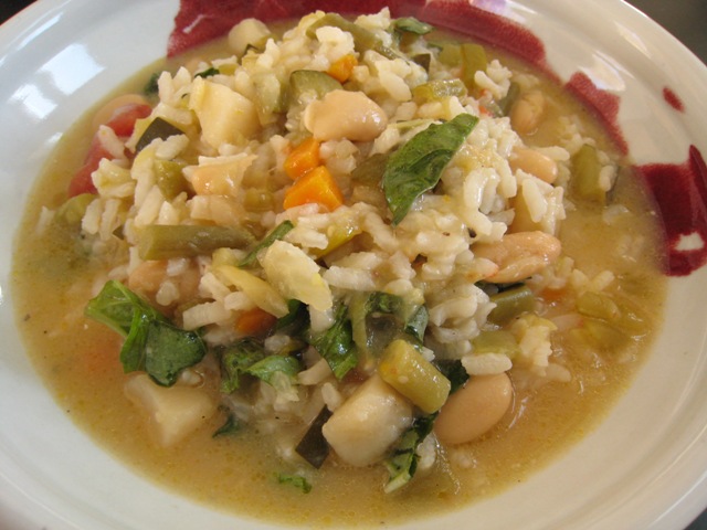4-22-10%20Summer%20Vegetable%20Soup%20with%20Rice%20%26%20Basil%2C%20Milan%20Style.JPG