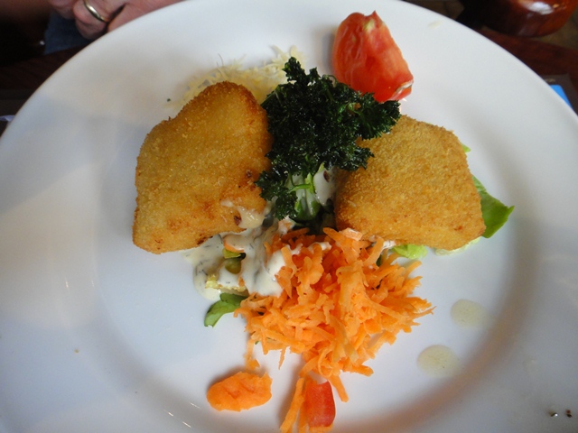 Bierbrasserie%20Cambrinus%20Scott%27s%20cheese%20croquettes.JPG