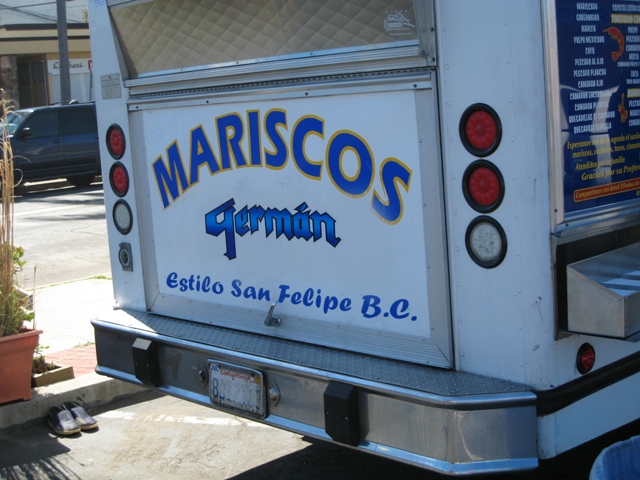 Mariscos%20Taco%20Truck%20sign.JPG