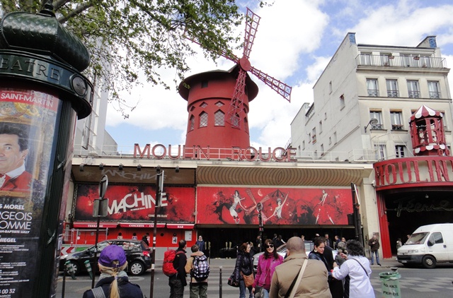 Moulin%20Rouge%202.JPG