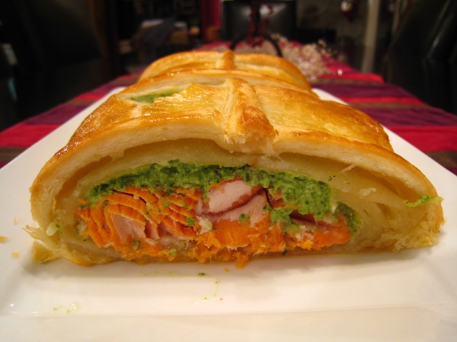 November%20salmon%20in%20pastry-inside.JPG