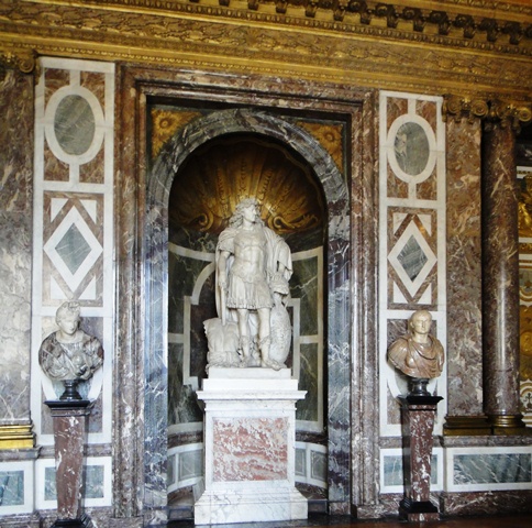 Versailles%205.jpg